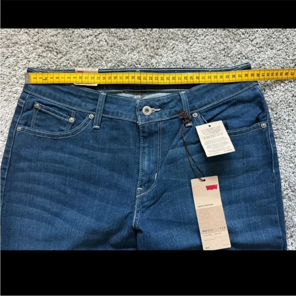 Levi's Ladies Bold Curve Classis Jeans NWT - Picture 9 of 9